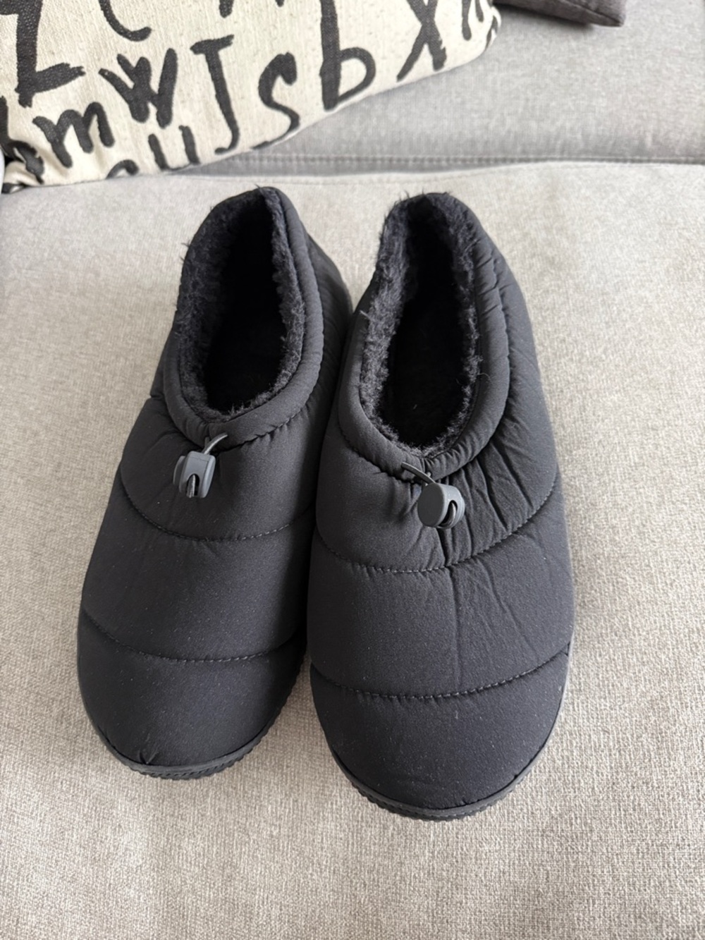 Black Quilted Puffer Slipper Shoes